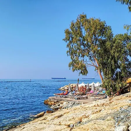 Διαμέρισμα Modern Flat 50m From The Sea In Prime Location *